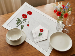 Juegos de Manteles Individuales y Servilletas Bordados Personalizados con Flores de Amapola Roja, Lavables, con Dobladillo, 100% Lino Blanco, para Bodas, Eventos en el Hogar - Product Image 4