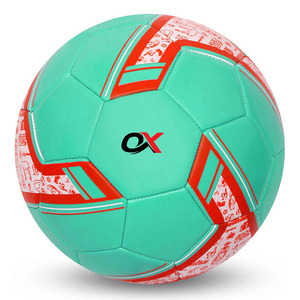 เครื่องเย็บลูกฟุตบอลแบบพิมพ์ลายเต็มรูปแบบจาก Oxva Industries พร้อมลูกฟุตบอลเย็บด้วยเครื่องจักร 12 แผ่นลายนูน - Product Image 2