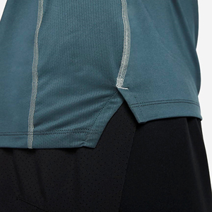 Premium Quality Men's Long Sleeve Rash Guard Durable Fabric Comfortable Fit Quick Dry Breathable Anti-UV Protection Customizable - Product Image 4