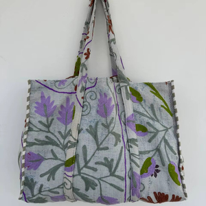 Bolso Tote Vintage Kantha con Bordado Suzani – Elegante Bolso de Algodón Estilo Boho Chic para el Mercado, Viajes, Oficina y Uso Diario - Product Image 1