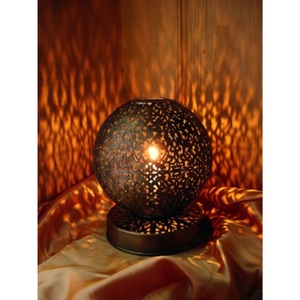 โคมไฟโลหะทรงกลมแบบโมร็อกโกพร้อมลวดลายฉลุประณีตสำหรับตกแต่งบ้าน - Product Image 1