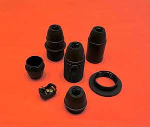 Portalámparas de Plástico E14 con Anillo y Rosca Completa - Product Image 3