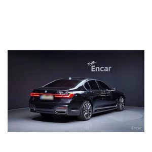 BMW 740i M Sport Sedan 2021, 66,017 km, Volante a la Izquierda, Transmisión Automática - Product Image 2