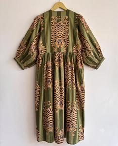 Robe maxi à volants bohème avec imprimé tigre, manches bouffantes, coupe ample, viscose, robe d'été décontractée, robe midi à imprimé floral vintage - Product Image 2