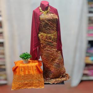 Splendeur culturelle : Robe en soie 100% avec motif géométrique, tissée traditionnellement en velours sergé jacquard uni, style Maqbal Dirac somalien - Product Image 1