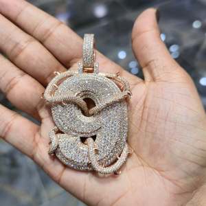 Colgante de Serpiente con Letra Hiphop de Plata 925 Bañada en Oro Rosa, con Moissanita y Diamantes de Imitación, Joyería Personalizada, Regalo - Product Image 1