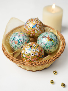 Ornements en papier mâché faits à la main, motifs floraux et d'oiseaux, imprimés en 3 couleurs, décoration traditionnelle suspendue pour arbre de Noël GM - Product Image 2