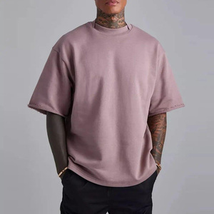 Nueva llegada: Camiseta de algodón teñida lisa de gran tamaño para hombre, manga corta, cuello redondo, color sólido, estilo casual urbano y en oferta online. - Product Image 1