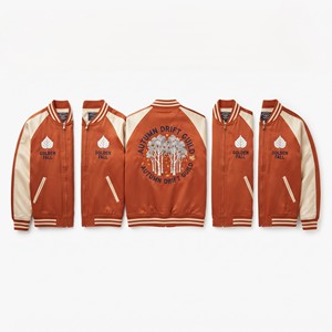 Großhandel Satin-Bomberjacke Marineblau Gold Otter-Stickerei Varsity-Mantel mit Reißverschluss Vorne Direkt vom Hersteller - Product Image 2