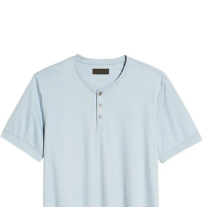 T-shirt homme col V 100% coton, design logo personnalisé, streetwear, qualité supérieure, personnalisable. - Product Image 6