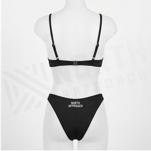 North Approach Ensemble de bikini noir pour femme, haut triangle à col en V profond, bas string, maillot de bain imprimé uni, 2 pièces, coupe extensible - Product Image 2