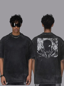 Camiseta con Efecto Ácido, Prenda Urbana Contemporánea que Ofrece Comodidad Relajada, Estilo Moderno y Valor de Moda para el Día a Día - Product Image 1