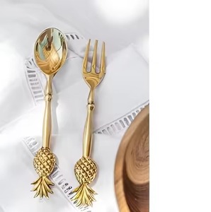 Ensemble de couverts classiques en laiton finition or, ensemble d'ustensiles de table élégants pour restaurant - Product Image 4
