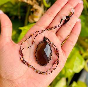 Conjunto de Collar con Colgante de Macramé de Aleación de Metales Preciosos Hecho a Mano, Joyería Minimalista con Cristales Curativos para Mujer, Venta al por Mayor para Bodas y Fiestas - Product Image 6