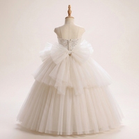Robe de bal blanche en satin, longueur genou, avec corsage perlé scintillant et jupe bouffante à plusieurs couches, style princesse, pour mariage, fête d'anniversaire, concours de beauté