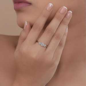 Anillo de compromiso auténtico de moissanita con tres piedras de diamante de talla redonda para mujer, plata 925, regalo sorpresa para amantes - Product Image 6
