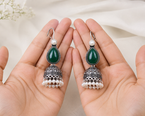 Pendientes Jhumka de Plata Oxidada con Perlas de Piedra Verde Pera, Hechos a Mano, Estilo Étnico Indio, para Mujer, Venta al Por Mayor Directo de Fábrica - Product Image 3