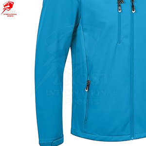 เสื้อแจ็คเก็ตซอฟต์เชลล์แบบมืออาชีพพร้อมโลโก้สั่งทำพิเศษ ผลิตจากผ้าคุณภาพพรีเมียม เนื้อผ้าเรียบลื่น สวมใส่สบาย เหมาะสำหรับกิจกรรมกลางแจ้ง - Product Image 5