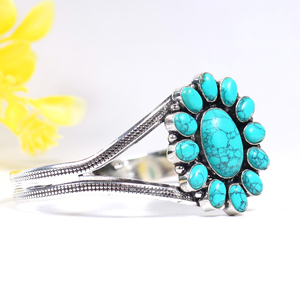 Nouvel Arrivage Bracelet Manchette Turquoise avec Grappe de Pierres Précieuses Opaques Personnalisées, Plaqué Argent 925, Bijoux de Mode pour Fabricants en Gros - Product Image 6