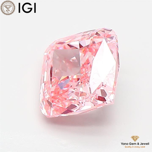 <b>Set</b> in Brilliance 2.00 Carat Cushion Cut CVD Lab Grown Diamond with IGI Certified VVS2 Clarity Fancy Vivid Pink Color - Product Image 3