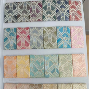 Fil à broder en polyester de qualité supérieure pour la décoration de vêtements de mariage, couleur résistante, doux, style floral, poids moyen - Product Image 1