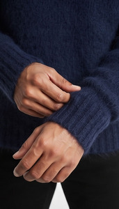 Pull en mohair tricoté pour homme, col rond, manches longues, épais, chaud, streetwear d'hiver, pull en mohair pour femme - Product Image 4
