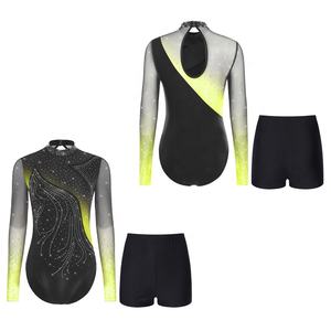 Ensemble de justaucorps et short de danse pour femmes, idéal pour le patinage artistique, la danse latine, la salsa, le tango, les spectacles de danse de salon et les entraînements décontractés. - Product Image 3