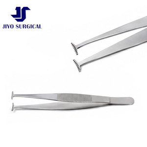 Jiyo Surgical Co. Pince de fixation chirurgicale professionnelle GF-1361 3 7/8 pouces Finition verte Mâchoires larges dentées de 10,0 mm Poignée plate CE - Product Image 1