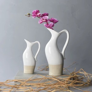 Jarrón de Flores de Cerámica Hecho a Mano, Decoración Elegante, Jarrón de Cerámica Minimalista, Diseño Contemporáneo - Product Image 5