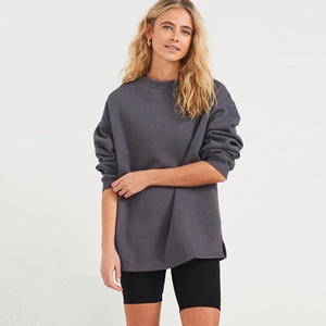 Sweat-shirt décontracté à col ras du cou pour femmes, tissu tricoté de couleur unie, confort toutes saisons, design imprimé de lettres, haut à la mode d'automne et de printemps - Product Image 1