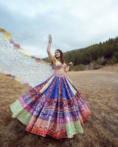 Conjunto de Lehenga Choli para Mujer, Estampado Digital, Trabajo con Espejos, Gota Patti, Encaje, Dupatta, Vestido Largo para Fiesta de Diwali - Product Image 2