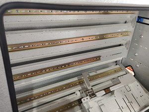 Service de fabrication de tôlerie, armoire basse tension, coffret de distribution électrique industriel en acier, montage modulaire sur rail DIN - Product Image 2