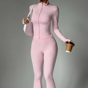 Top deportivo de manga larga con cremallera y leggings acampanados para mujer |   Tela de Alta Elasticidad Suave como la Mantequilla, Spandex-Poliéster - Product Image 1