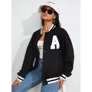 Veste universitaire unisexe rouge 100 % polyester respirant à col en V, style streetwear, coupe oversize, patchwork, baseball, American Trench Clothing - Product Image 2