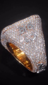 Anillo Personalizado con Letras de Hip Hop con Incrustaciones de Diamantes |   Diamante VVS Moissanite |   Plata de Ley 925 |   Certificado por GRA |   Anillo Unisex HUMERA JEWELS - Product Image 2