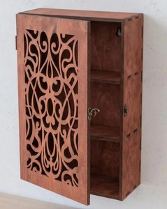 Mueble de Baño de Madera para Montar en la Pared con Puerta Tallada, 3 Estantes para Almacenamiento de Medicamentos y Artículos Esenciales, Diseño Tradicional - Product Image 2