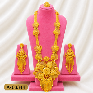 Ensemble de bijoux classique plaqué or 24 carats, collier, boucles d'oreilles, design à pompon, pour femmes, mariage, A-63346 - Product Image 3