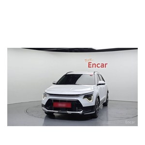 Kia Niro Prestige 2023, 70,247 km, Emisión Euro V, Asientos de Cuero, Volante a la Izquierda, Cámara Trasera - Product Image 3