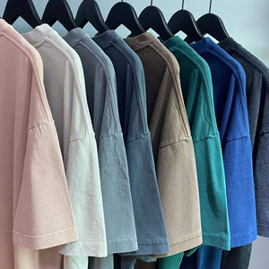 เสื้อยืดลำลองผู้ชายสำหรับฤดูร้อน ผ้าเนื้อนุ่ม ระบายอากาศได้ดี 250gsm ไซส์ใหญ่ รับสกรีนโลโก้ ผ้าคอตตอนผสม 100% แห้งเร็ว เป็นมิตรกับสิ่งแวดล้อม แขนสั้น - Product Image 1