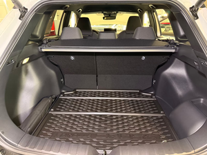 Toyota Corolla Cross 2.0L Hybride 4x2 Facelift, SUV Familial Économe en Carburant, Transmission Automatique, Sécurité Intelligente, Confort de Conduite Urbaine - Product Image 4