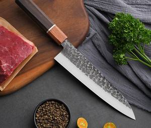 Couteau de chef artisanal en acier inoxydable avec manche en bois de santal et cuir - Product Image 4