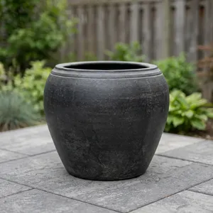 Pot en argile noire rustique, poterie en terre cuite, récipient décoratif fait main pour la décoration de la maison, du salon, de la cuisine, style farmhouse bohème - Product Image 5