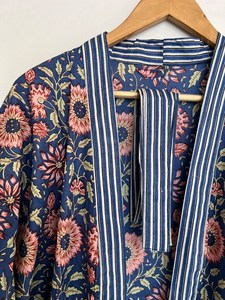Bata Kimono de Algodón 100% Tejido para Mujer con Estampado Digital de Dibujos Animados, Camisón de Verano Hecho a Mano ODM con Cuello en V y Cintura Elástica de Longitud Completa - Product Image 5
