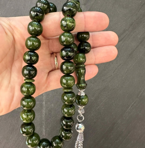 Tasbih de Resina Brillante Hecho a Mano - Product Image 4