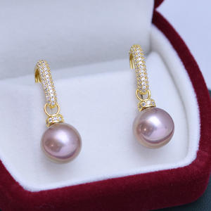 ต่างหูมุกน้ำจืดเจ้าหญิงแสงสว่างรุ่นใหม่ปี 2024 พร้อมเงินแท้ S925 หรูหรา ขนาด 10-11 มม. - Product Image 1