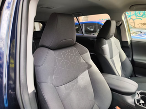 Toyota RAV4 2.5 Híbrido Dinámico SUV Automático Gasolina-Eléctrico AWD Vehículo Familiar Eficiente en Consumo de Combustible - Product Image 5