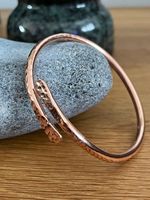 Pulsera de Cobre Puro Hecha a Mano para Hombre y Mujer, Joyería Ayurvédica Curativa, Diseño de Brazalete Ajustable, Artesanía de Calidad, Clásica y Moderna