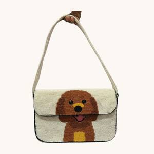 Pochette de soirée OEM en crème perlée à la main avec portrait de chiot et intérieur en satin pour marque privée, vente en gros et exportation - Product Image 1