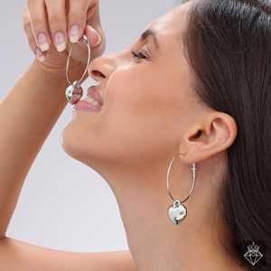 Boucles d'oreilles créoles PRAO Heart Love Drop Elegant Fine Jewelry - Product Image 2