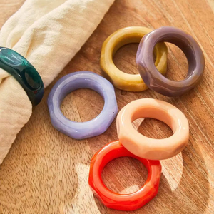 Anillos de Servilleta de Resina Hechos a Mano de Lujo, Accesorios Decorativos Modernos para Mesa de Comedor, Bodas y Celebraciones Festivas - Product Image 1
